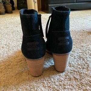 Toms booties